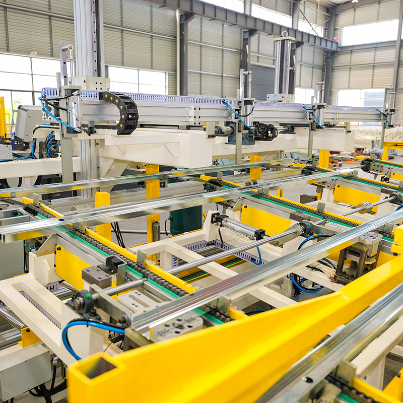 Confezionatrice automatica per profili metallici: tipi, specifiche e guida al ROI