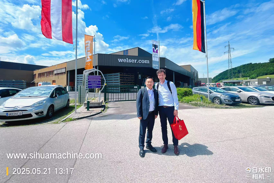 21 maggio 2025 Dr. Bernd Koberl e Joky Jin