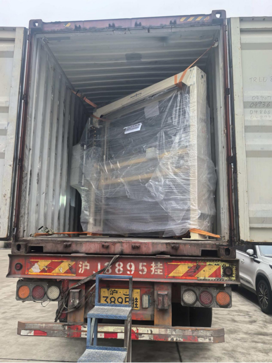 Sei container sono stati spediti a Knauf. La qualità di Sihua è considerata affidabile dalle grandi aziende; siamo veloci ed efficienti.
